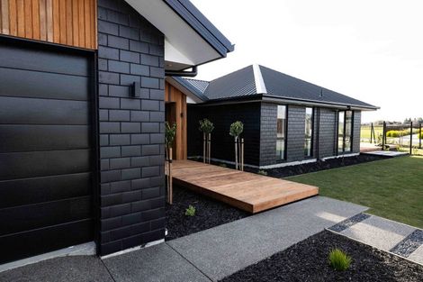 Photo of property in 37 Candlesticks Crescent, Lincoln, 7608