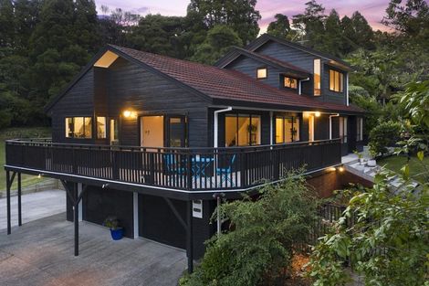 Photo of property in 12 Rimu Road, Oratia, Auckland, 0604