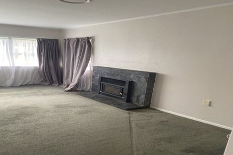 Photo of property in 12 Okareka Place, Pakuranga Heights, Auckland, 2010