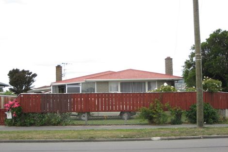 Photo of property in 90 Hargood Street, Woolston, Christchurch, 8062