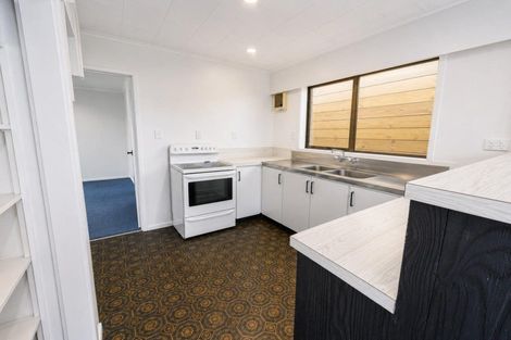 Photo of property in 22 Frankley Road, Westown, New Plymouth, 4310