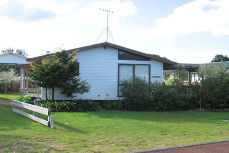 Photo of property in 6 Bagnall Place, Pauanui, Hikuai, 3579