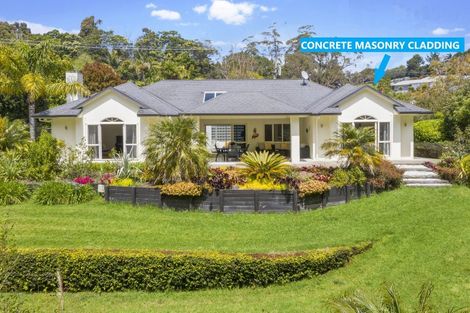Photo of property in 7 Hobbs Road, Matakatia, Whangaparaoa, 0930