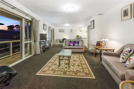 Photo of property in 1/11 Walter Street, Hauraki, Auckland, 0622