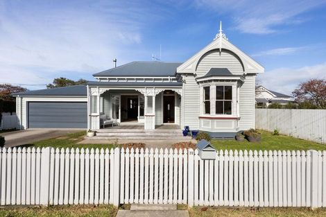 Photo of property in 32 Alpha Street, Cambridge, 3434