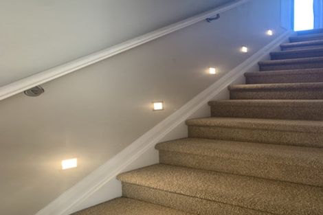 Photo of property in 6 David Beattie Place, Chatswood, Auckland, 0626