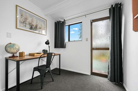 Photo of property in 2 Riverton Place, Fairview Downs, Hamilton, 3214