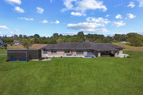 Photo of property in 9 Fitzgerald Road, Drury, 2113