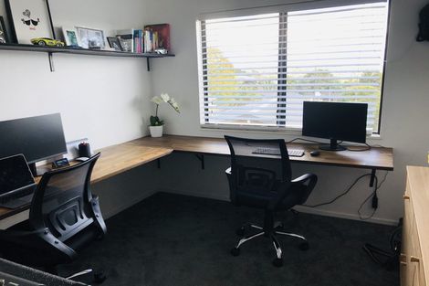 Photo of property in 79 Vipond Road, Stanmore Bay, Whangaparaoa, 0932