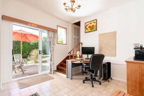 Photo of property in 23 Friend Street, Karori, Wellington, 6012