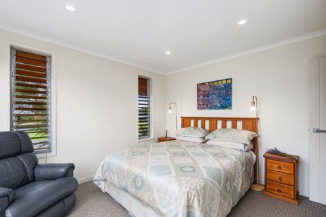 Photo of property in 12 Montgomery Crescent, Kinloch, Taupo, 3377