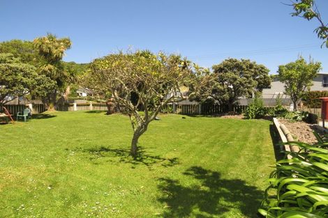 Photo of property in 14 Lochiel Street, Mahia, Nuhaka, 4198