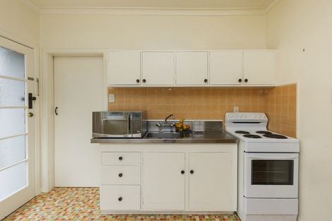 Photo of property in 6 Manuka Street, Hokowhitu, Palmerston North, 4410