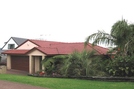 Photo of property in 24 San Domingo Rise, Henderson, Auckland, 0612