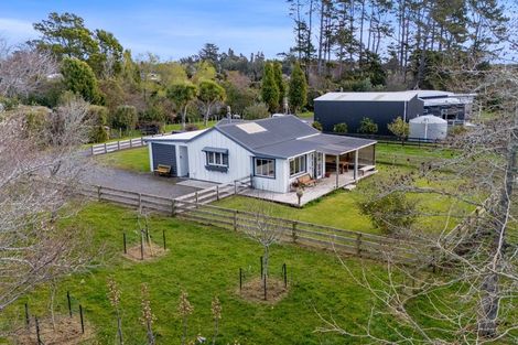 Photo of property in 1248 Egmont Road, Egmont Village, New Plymouth, 4372