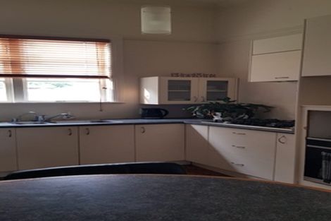 Photo of property in 11 Allardice Street, Dannevirke, 4930