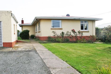 Photo of property in 26 Awamoa Road, Holmes Hill, Oamaru, 9401