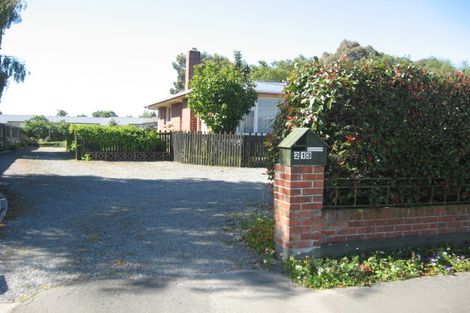 Photo of property in 213 Mairehau Road, Burwood, Christchurch, 8083