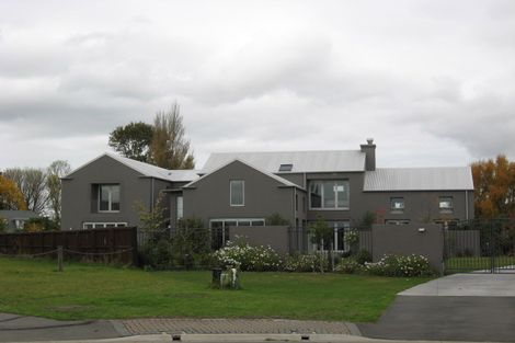 Photo of property in 23 Taunton Green, Papanui, Christchurch, 8052