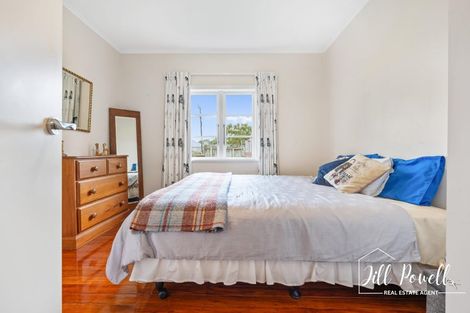 Photo of property in 13 View Street, Maungaturoto, 0520