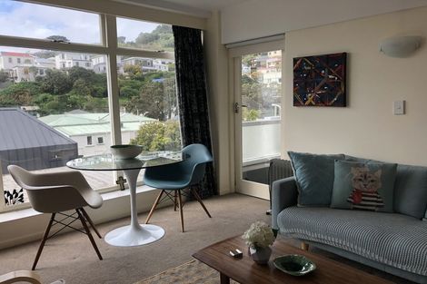 Photo of property in 11/4 Claremont Grove, Mount Victoria, Wellington, 6011