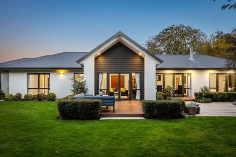 Photo of property in 10 Glen Bridge Lane, Harewood, Christchurch, 8051