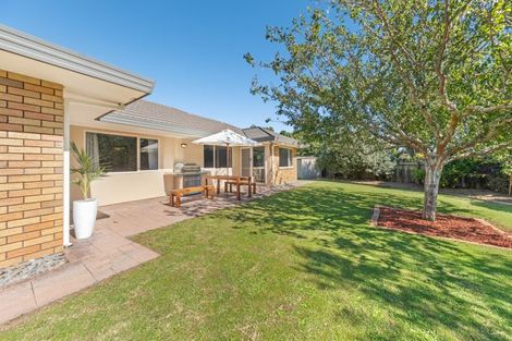 Photo of property in 4 Adam Lile Drive, Highlands Park, New Plymouth, 4312