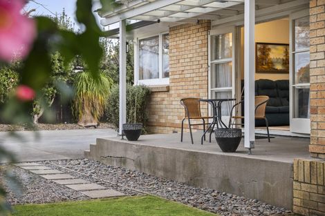 Photo of property in 15 Hampton Place, St Andrews, Hamilton, 3200