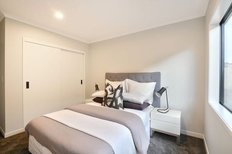 Photo of property in 38 Vinistra Road, Kumeu, 0810