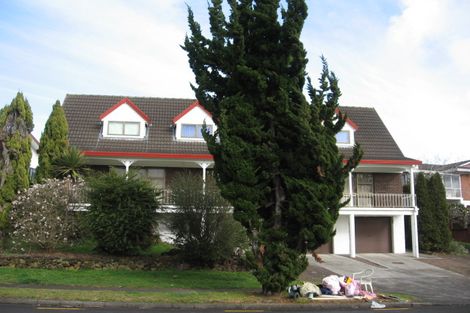 Photo of property in 13 Mossford Green, Pahurehure, Papakura, 2113
