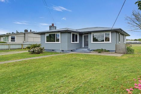 Photo of property in 19 Bennett Street, Waipawa, 4210