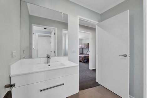 Photo of property in 75 Dillon Drive, Bell Block, New Plymouth, 4312