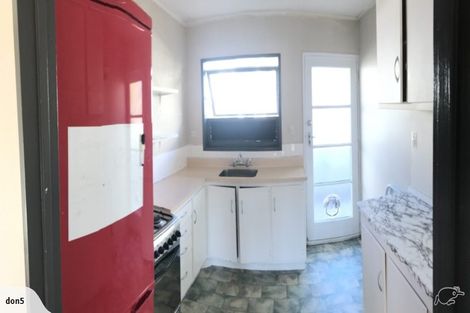 Photo of property in 170a Queen Street, Northcote Point, Auckland, 0627