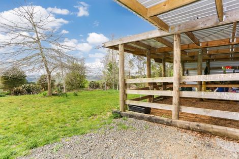 Photo of property in 10 Te Awa Kite Road, Onewhero, Tuakau, 2697