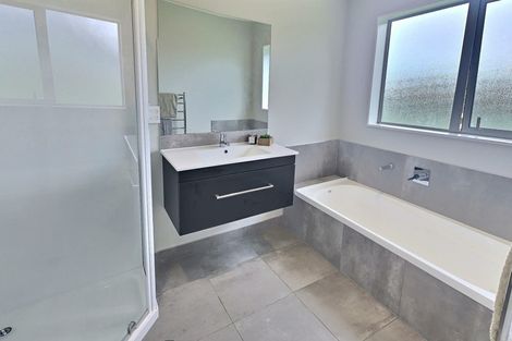 Photo of property in 6 Michelia Lane, Kaukapakapa, Helensville, 0875