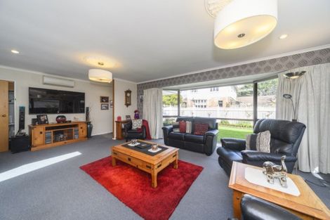 Photo of property in 12a Fraser Court, Roslyn, Palmerston North, 4414