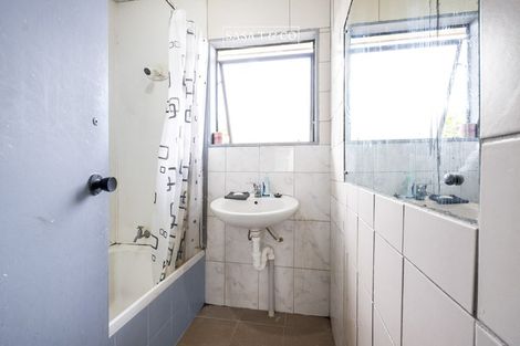 Photo of property in 2/4 Colin Street, Mangere, Auckland, 2022