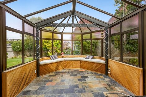 Photo of property in 17 Observatory Close, Whitby, Porirua, 5024