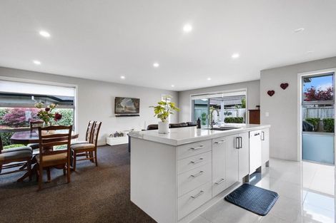 Photo of property in 16 Lilac Close, Cambridge, 3434