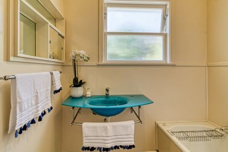 Photo of property in 52 Oldham Avenue, Onekawa, Napier, 4110