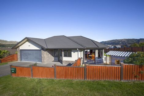 Photo of property in 14 Nelson Avenue, Aotea, Porirua, 5024