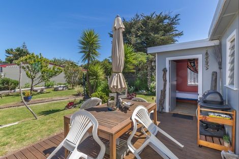 Photo of property in 26 Muapoko Street, Himatangi Beach, Foxton, 4891