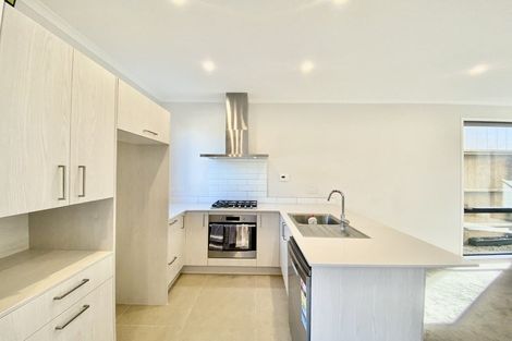 Photo of property in 6 Awamarino Way, Westgate, Auckland, 0614