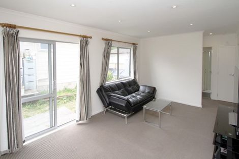 Photo of property in 22 Glennandrew Drive, Half Moon Bay, Auckland, 2012
