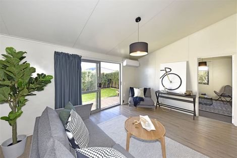 Photo of property in 3 Kingsbridge Drive, Burwood, Christchurch, 8083