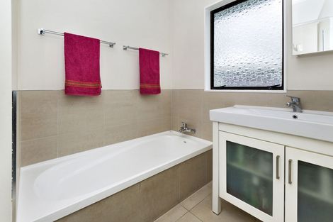 Photo of property in 34 Lorelei Place, Opaheke, Papakura, 2113