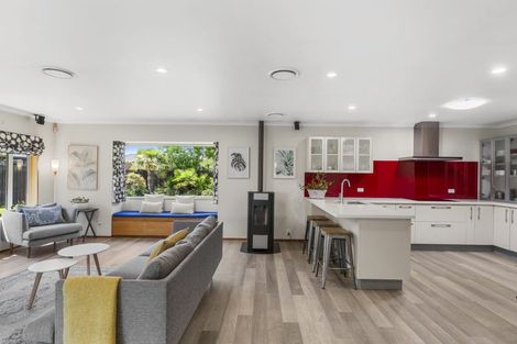 Photo of property in 15 Wardour Mews, Avonhead, Christchurch, 8042