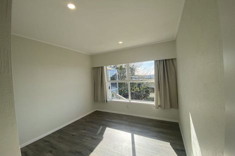 Photo of property in 1/60 Bruce Road, Glenfield, Auckland, 0629
