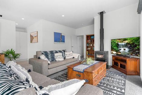 Photo of property in 25 Shoemaker Road, Waipu, 0510