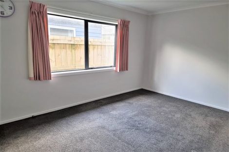Photo of property in 1383 High Street, Taita, Lower Hutt, 5011